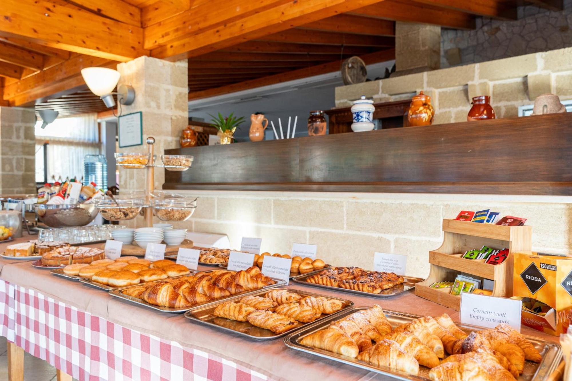 Hotel Masseria Le Pajare Presicce Dış mekan fotoğraf
