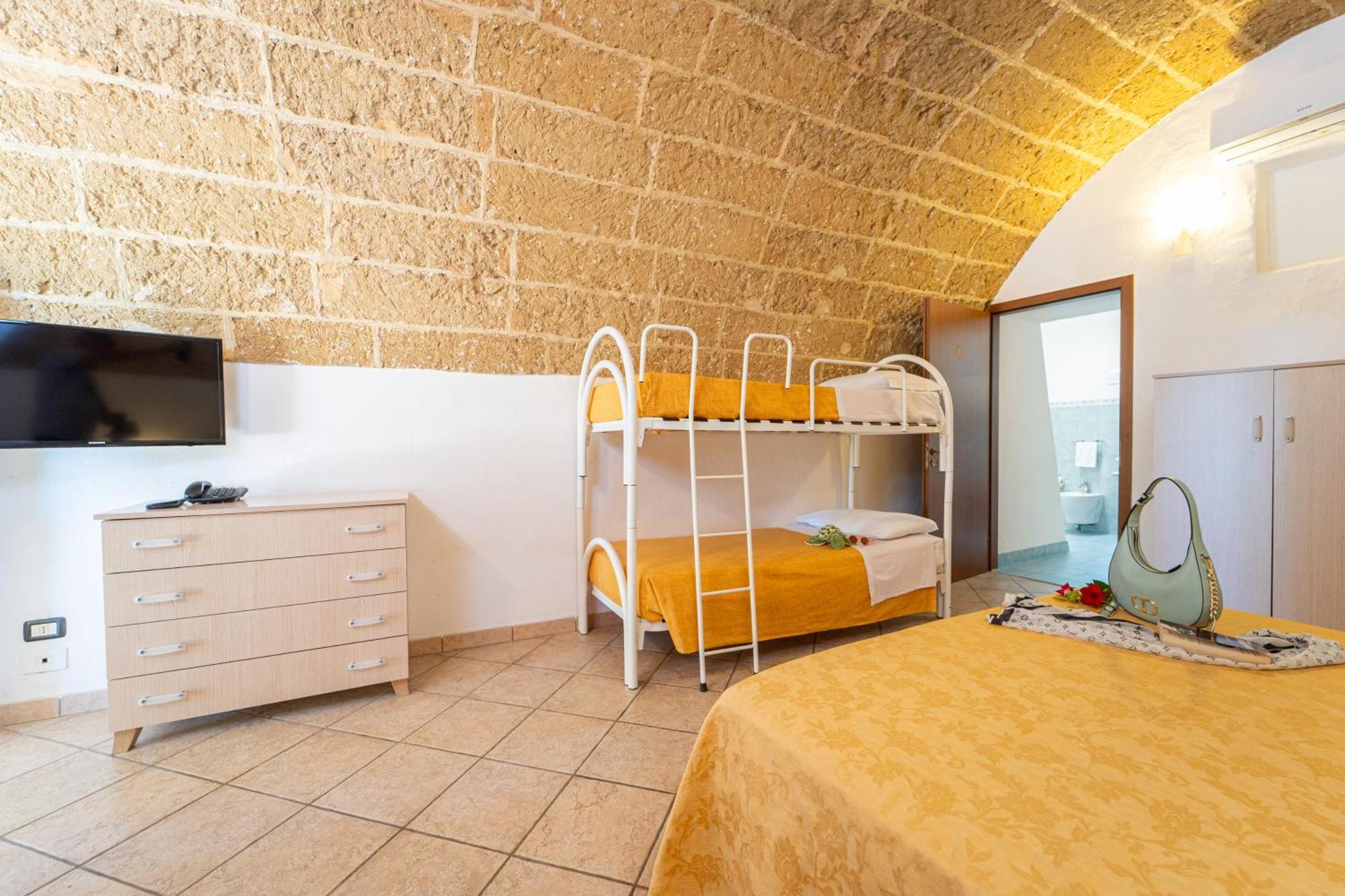 Hotel Masseria Le Pajare Presicce Dış mekan fotoğraf